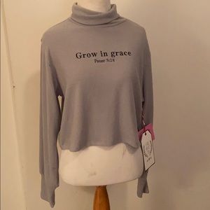 Urban Nation “Grow In Grace” Psalm Crop Turtleneck
